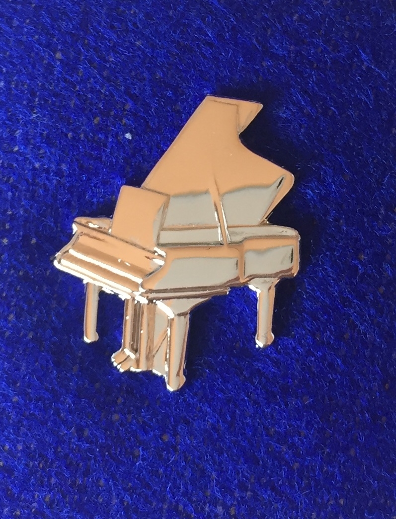 Gümüş Kaplama Pianolu Pin - 1